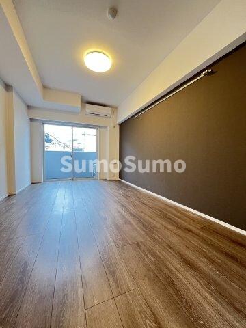 物件内観写真20　(使いやすい居間です)