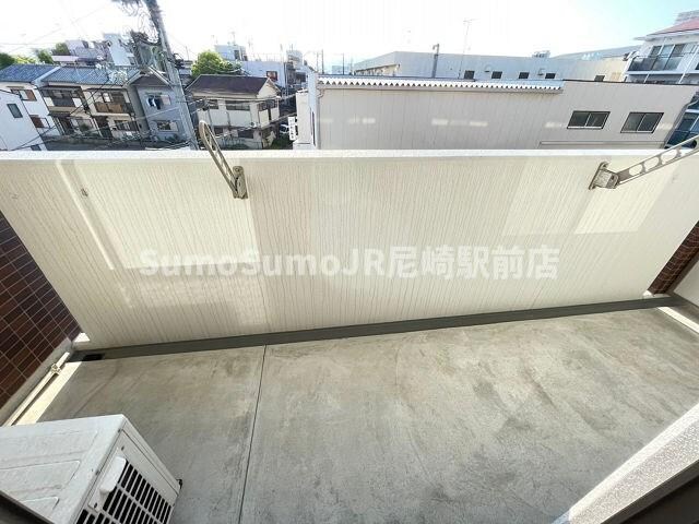 物件内観写真9　(バルコニー付きです)