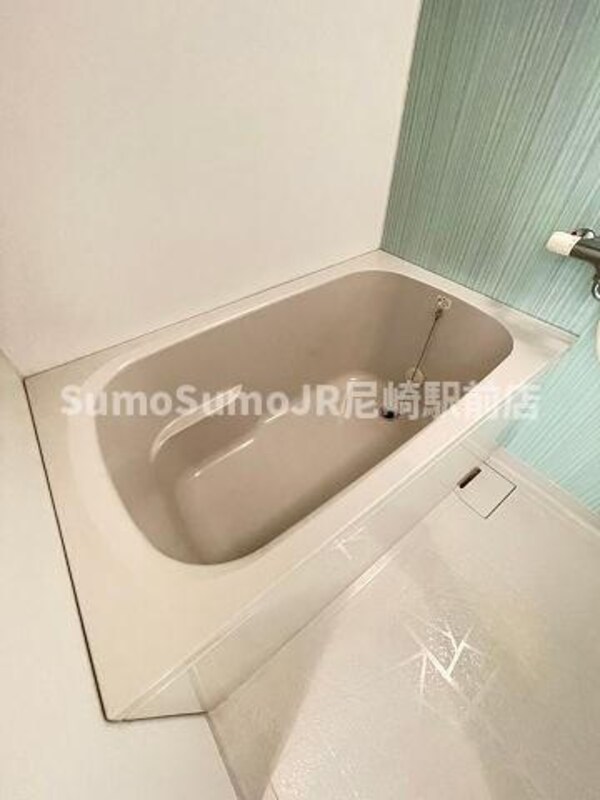 浴室(日々の疲れを癒すお風呂付です)