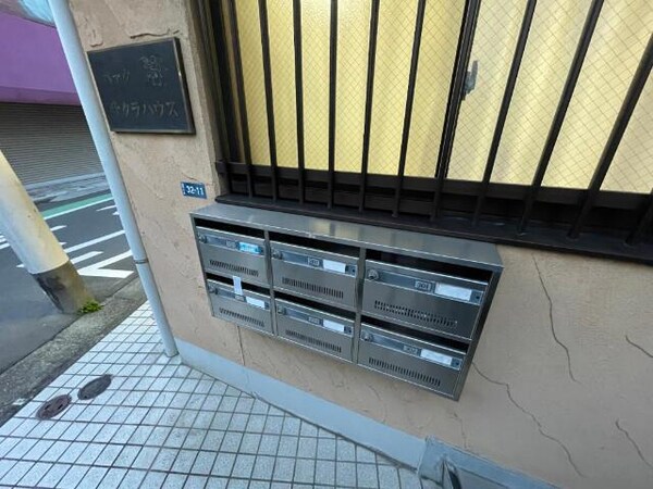 建物設備( )