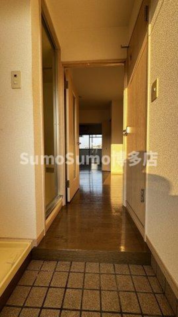 玄関(ゆったりとした玄関です)