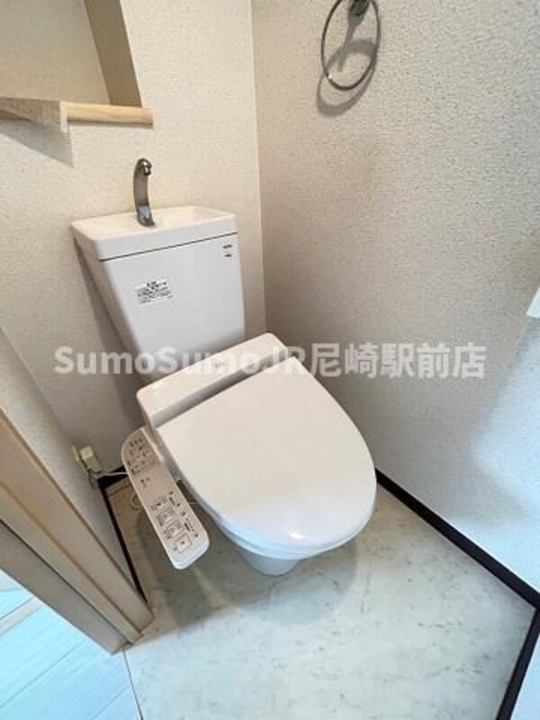 トイレ(シンプルで使いやすいトイレです)