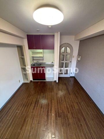 物件内観写真5　(居間です)