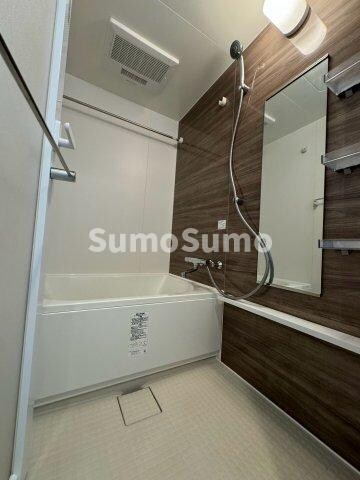 物件内観写真8　(きれいなお風呂です)