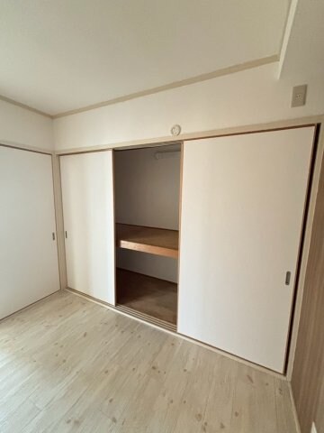 物件内観写真11　(専用の収納スペースです)