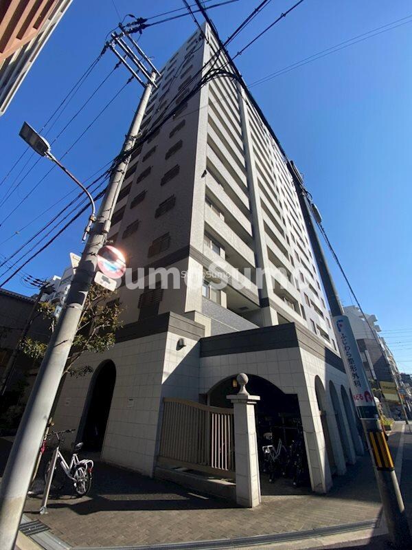 物件外観写真1　(きれいな外観です)