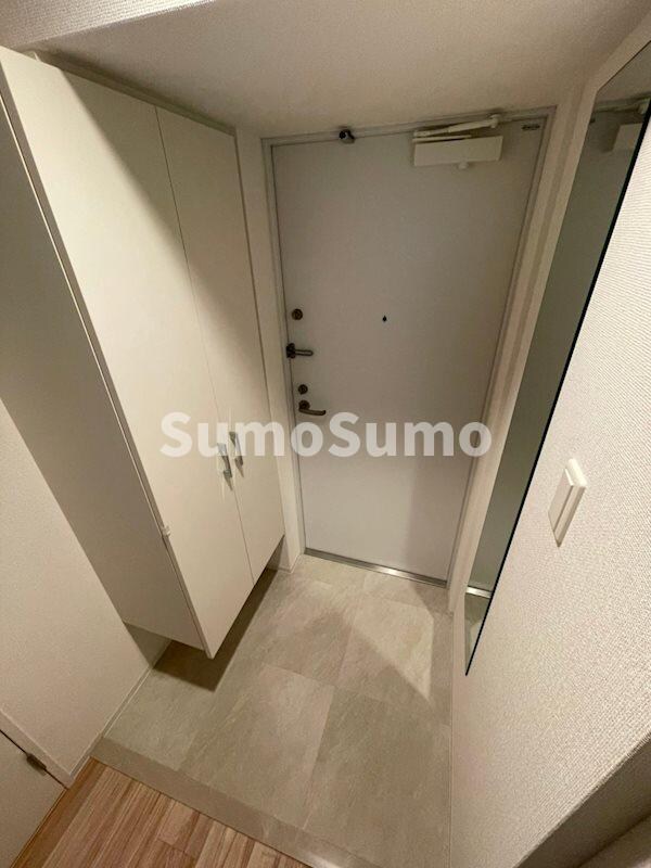物件内観写真6　(シンプルで使いやすい玄関です)