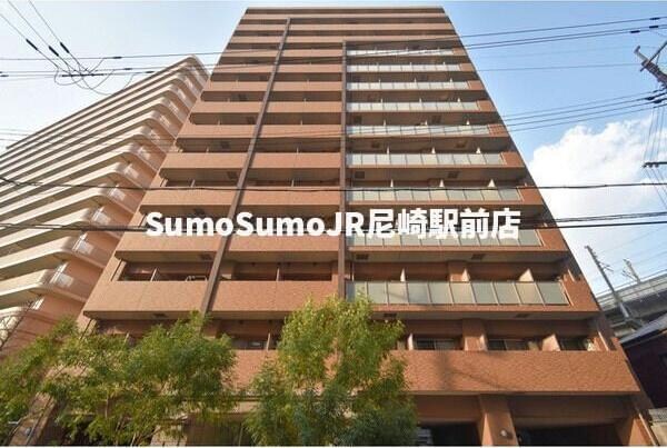 物件外観写真4　(外観は落ち着いています)