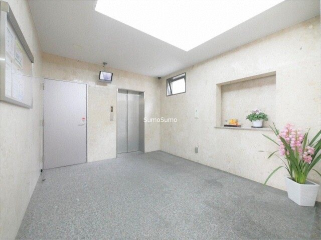 物件外観写真3　(毎日通るロビーはこのようになっています)