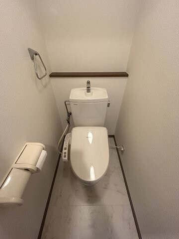物件内観写真9　(トイレです)