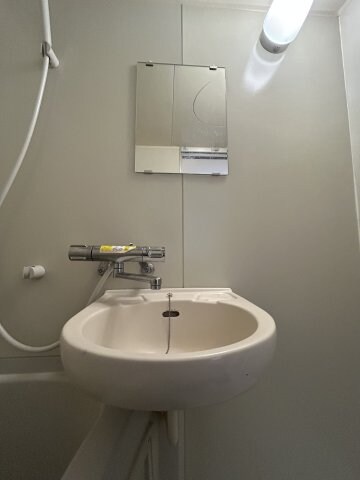 物件内観写真10　(脱衣スペースもあります)