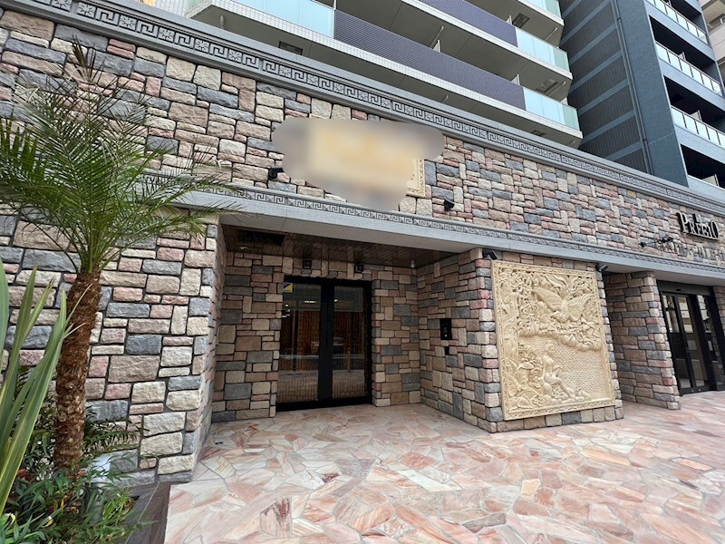 物件外観写真2　(建物の内部です)