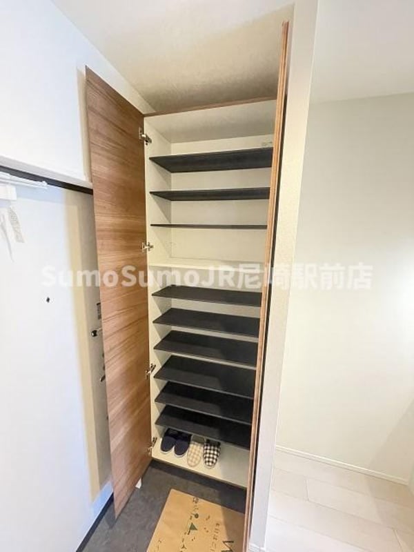 収納(こまごまとしたものを収納できそうですね)