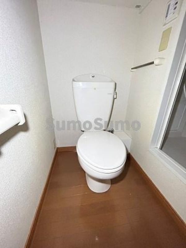 トイレ(シンプルで使いやすいトイレです)