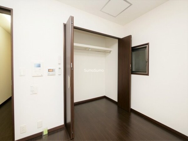 収納(たっぷりとした収納スペースです)