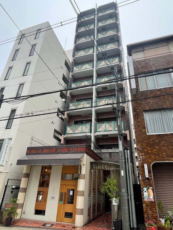 物件外観写真1　(外観もきれいです)