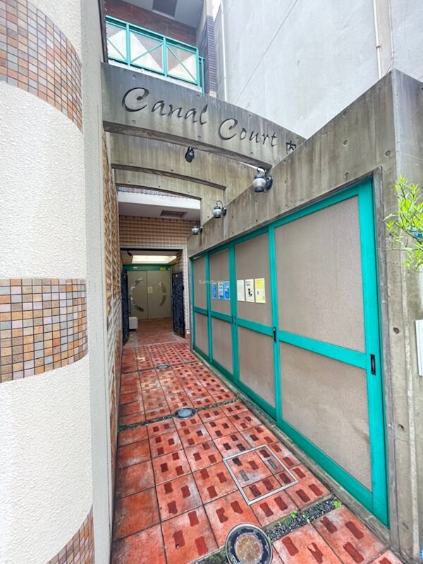 物件外観写真2　(毎日通るエントランスはこのようになっています)