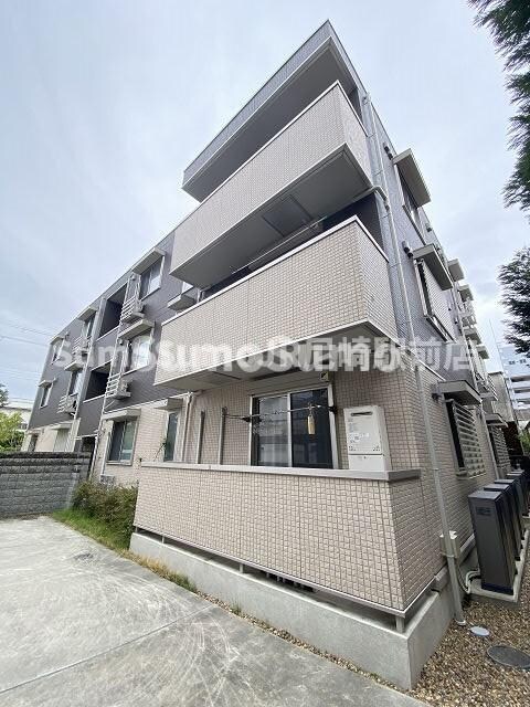 物件外観写真2　(外はこのようになっています)