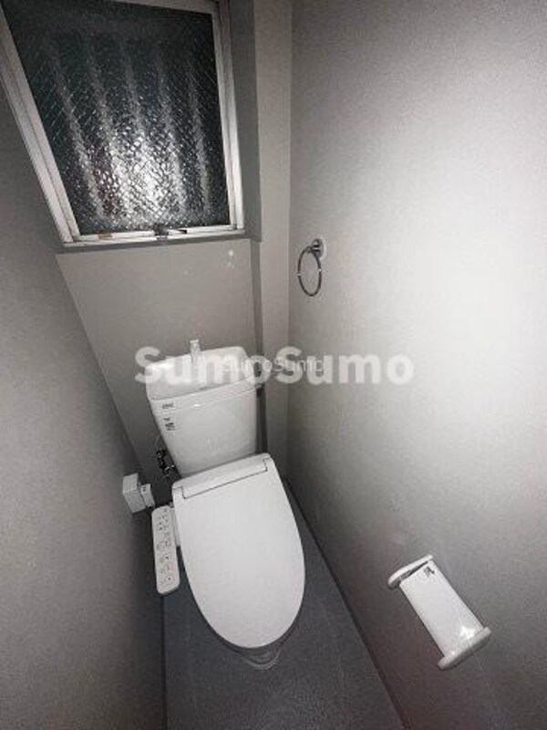 トイレ(シンプルで使いやすいトイレです)