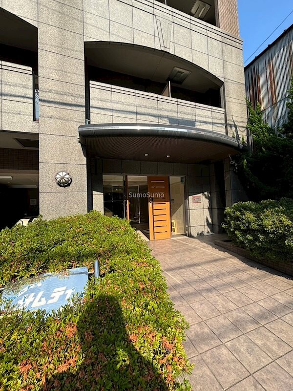 物件外観写真2　(外観もきれいです)