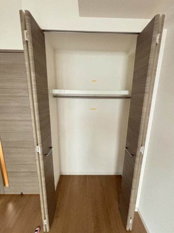 収納(小物を収納するのに便利です)