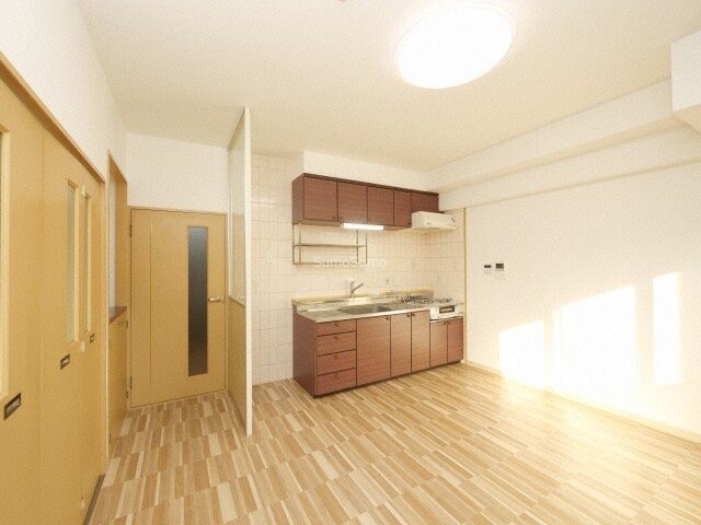 物件内観写真6　(おしゃれなリビングです)