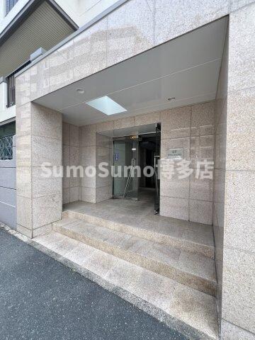 物件外観写真2　(きれいな外観です)