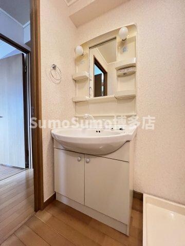 物件内観写真15　(使いやすい洗面所です)