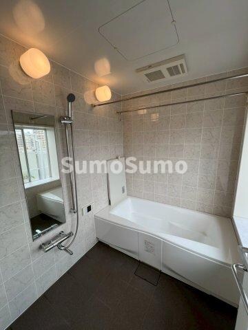 物件内観写真3　(お風呂です)