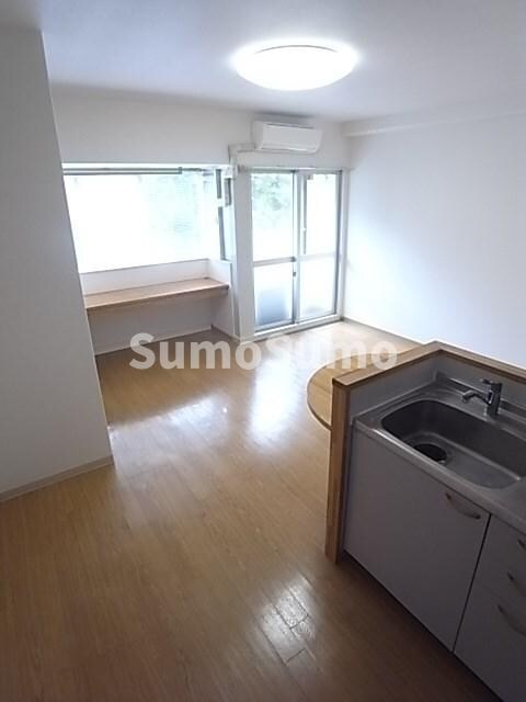 物件内観写真17　(使いやすいリビングです)