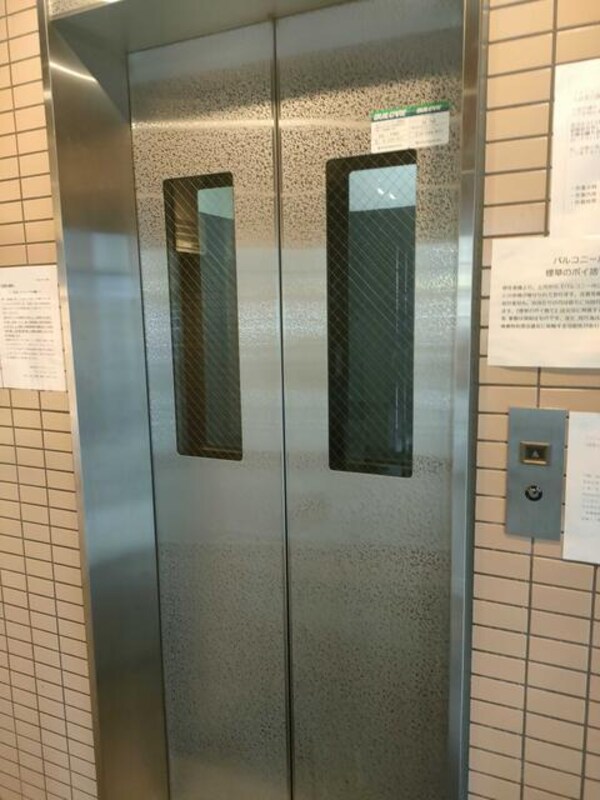 建物設備( )