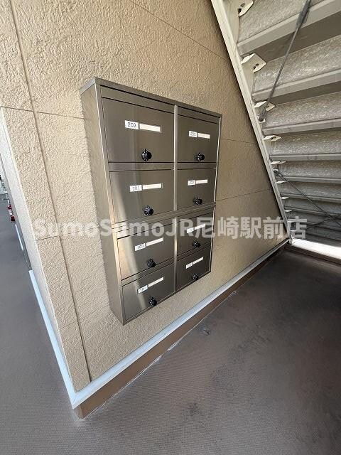 物件外観写真5　(外観もきれいです)