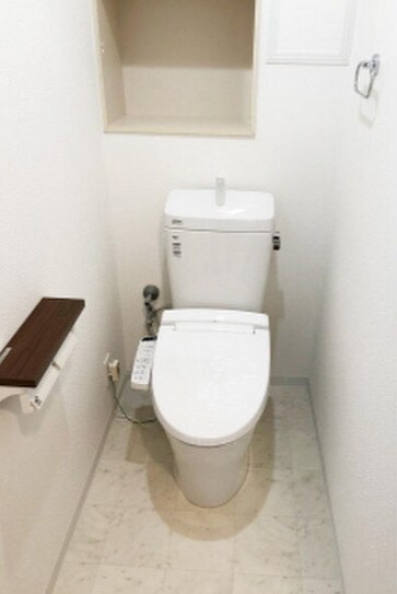 物件内観写真8　(トイレもきれいです)