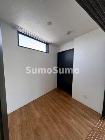 物件内観写真7　(落ち着いて過ごせるお部屋なので、寝室にいかがでしょうか)