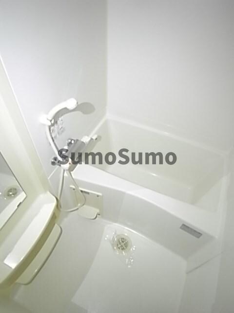 物件内観写真11　(日々の暮らしに欠かせないお風呂です)