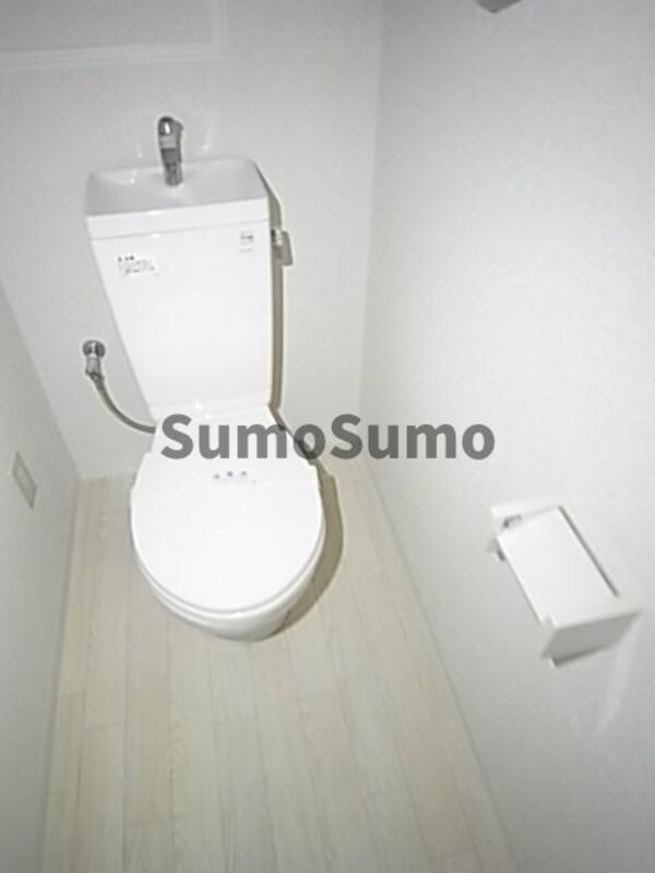 トイレ(清潔感のあるトイレです)