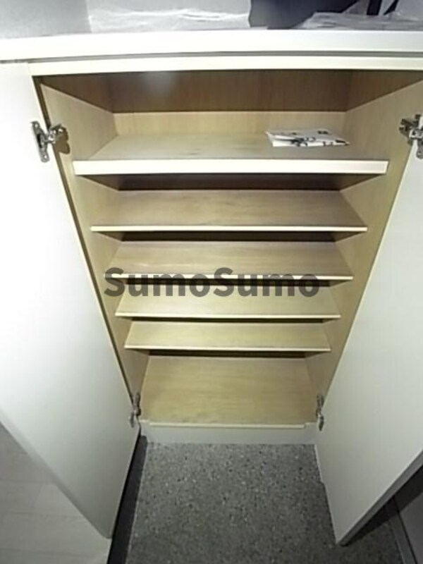 収納(便利な収納スペースです)