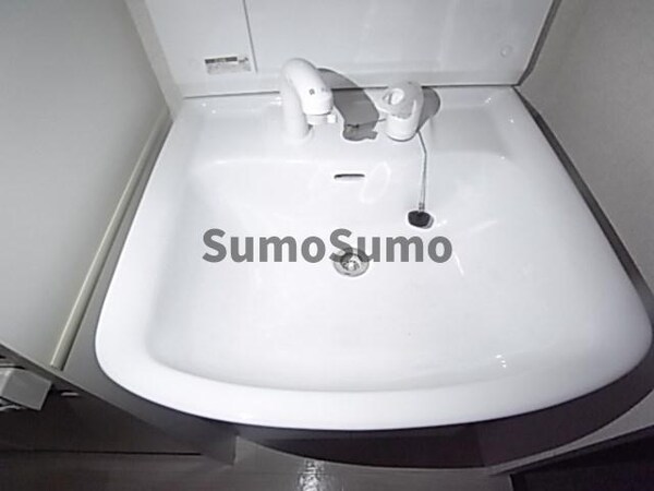 洗面・脱衣所(コンパクトで使いやすい洗面所)