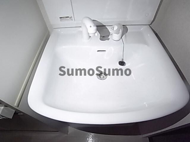 物件内観写真23　(コンパクトで使いやすい洗面所)