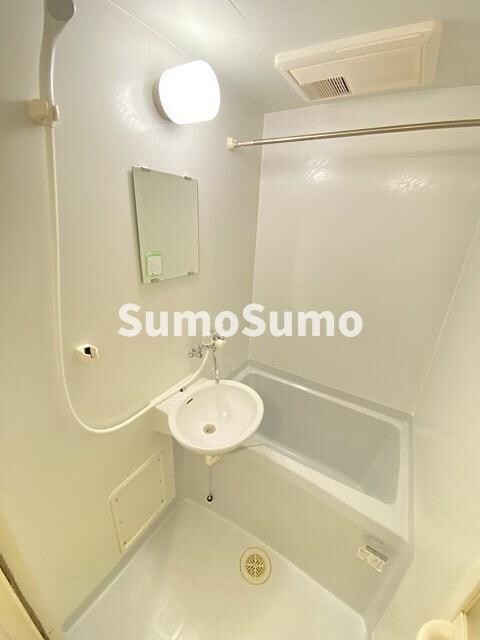 物件内観写真8　(日々の暮らしに欠かせないお風呂です)