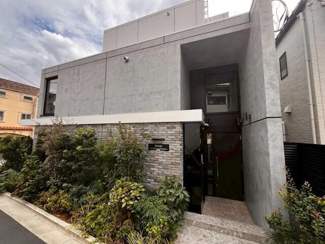 物件外観写真1　( )