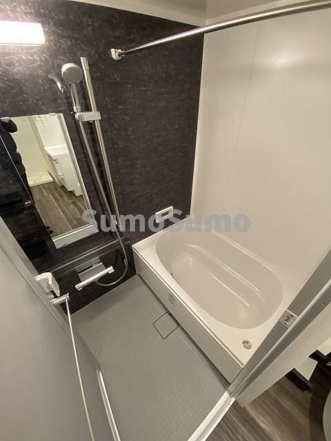 物件内観写真11　(コンパクトで使いやすいお風呂です)