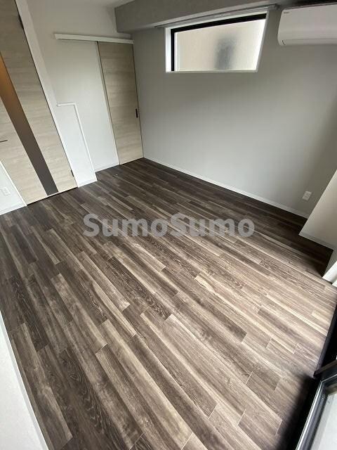 物件内観写真26　(内装は落ち着いています)