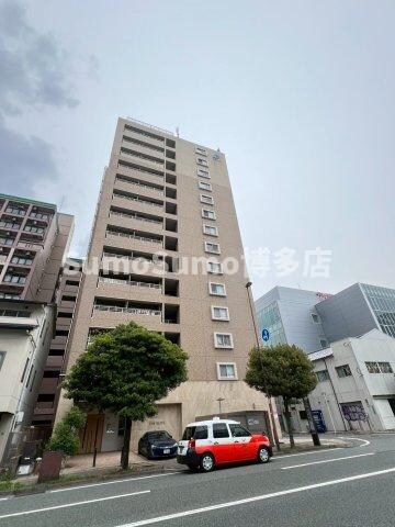 物件外観写真1　(外観もきれいです)