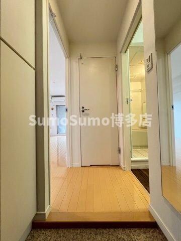 物件内観写真3　(玄関です)