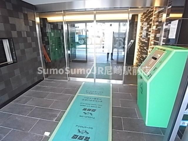 物件外観写真3　(外観もきれいです)