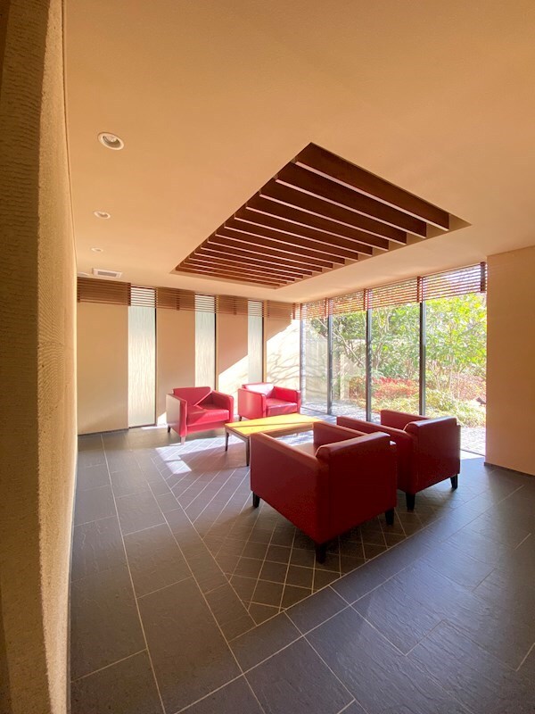 ロビー・ラウンジ