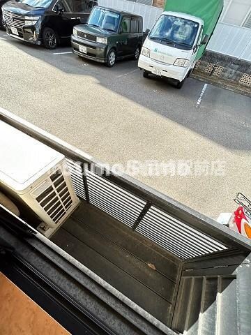 物件内観写真9　(バルコニー付きです)