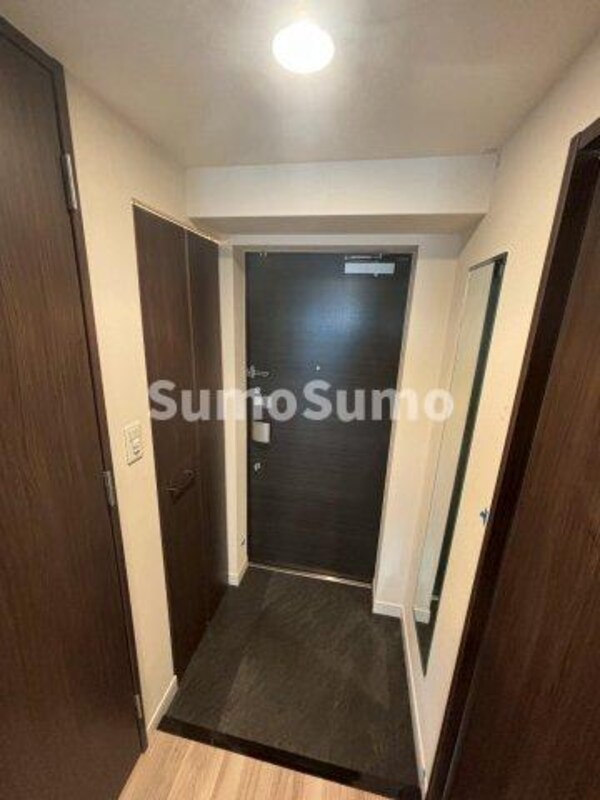 玄関(明るい玄関です)