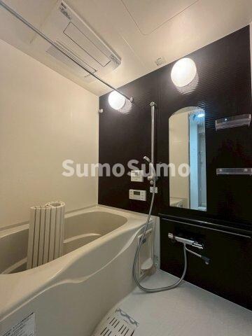 物件内観写真9　(日々の疲れを癒すお風呂付です)